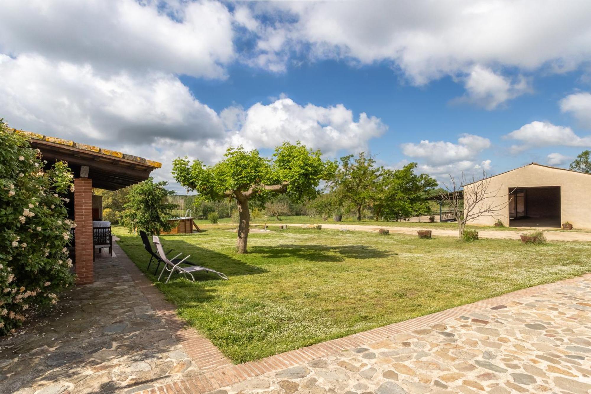 La Pahissa De Can Abras Casa Rural Girona Exterior foto